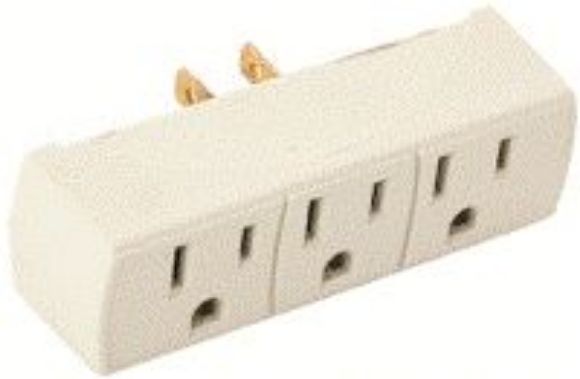 Imagen de PAQ. C/5 - STEREN - CLAVIJA CON 3 SALIDAS POLARIZADAS