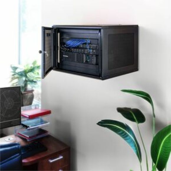 Imagen de CYBER POWER - SWITCHED PDU 1U 20A 120V NE MA L5-20P 8 NEMA 5-20R